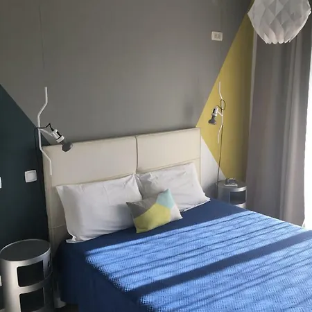 Tuga Penthouse * بورتيماو